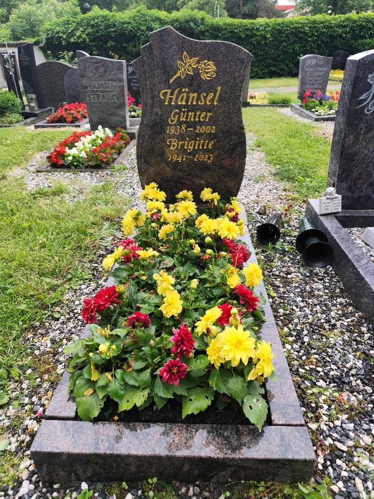 Grabstelle für einen Grabpflege-Auftrag am Friedhof Geithain in Geithain