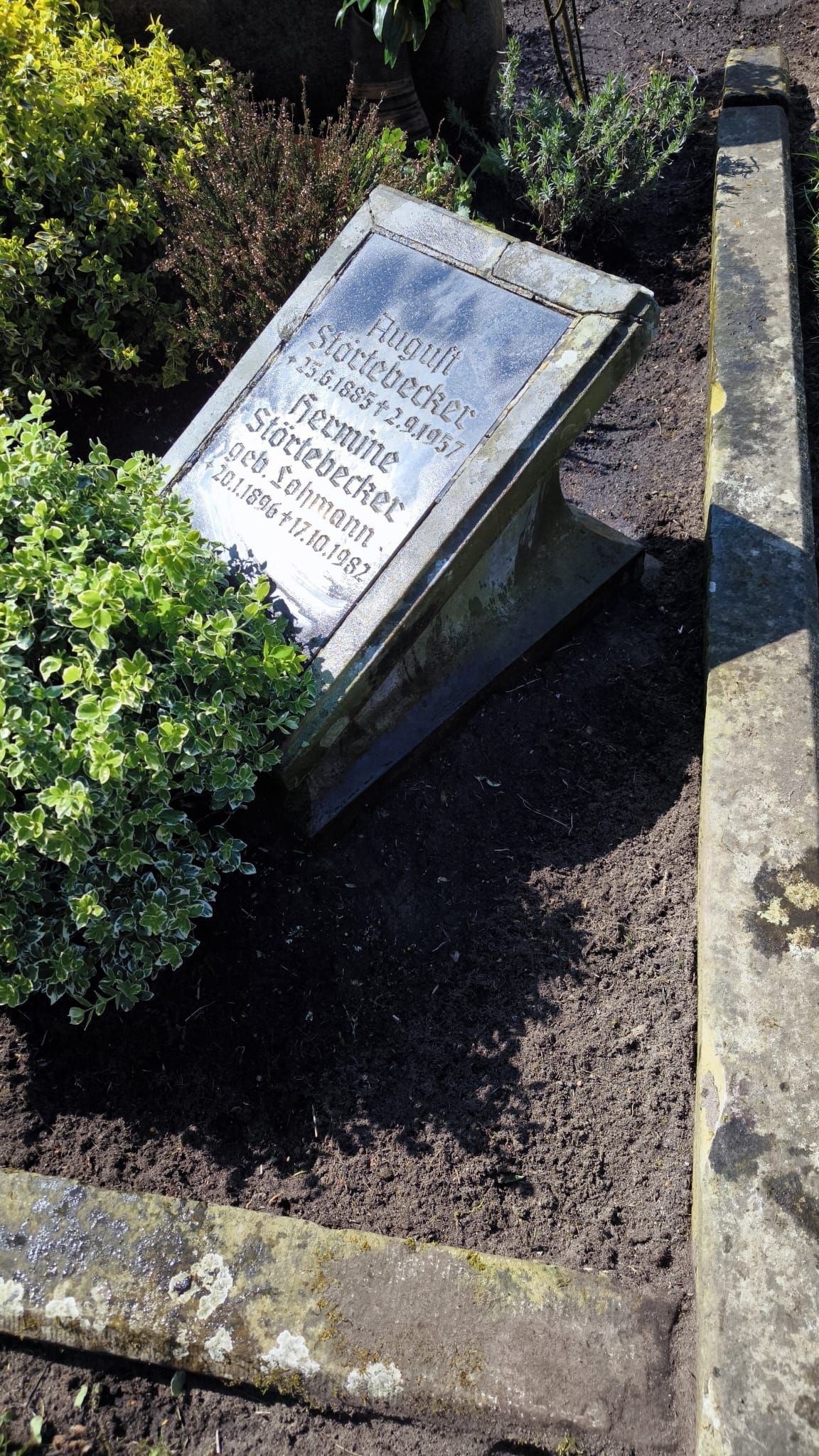 Grabstelle für einen Grabpflege-Auftrag am Domfriedhof in Verden (Aller)